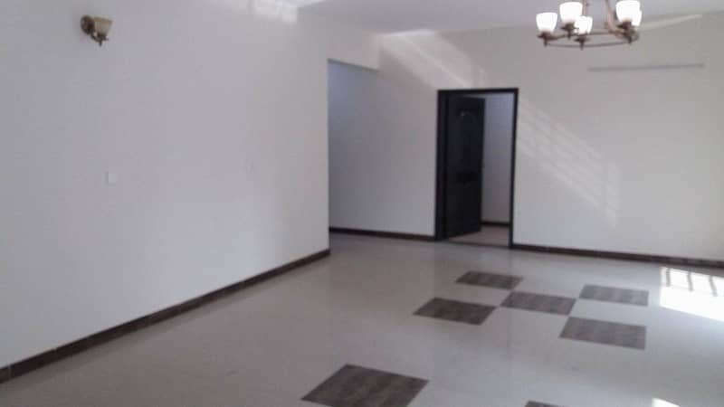 Flat For Sale In Askari 11- B, Lahore 25