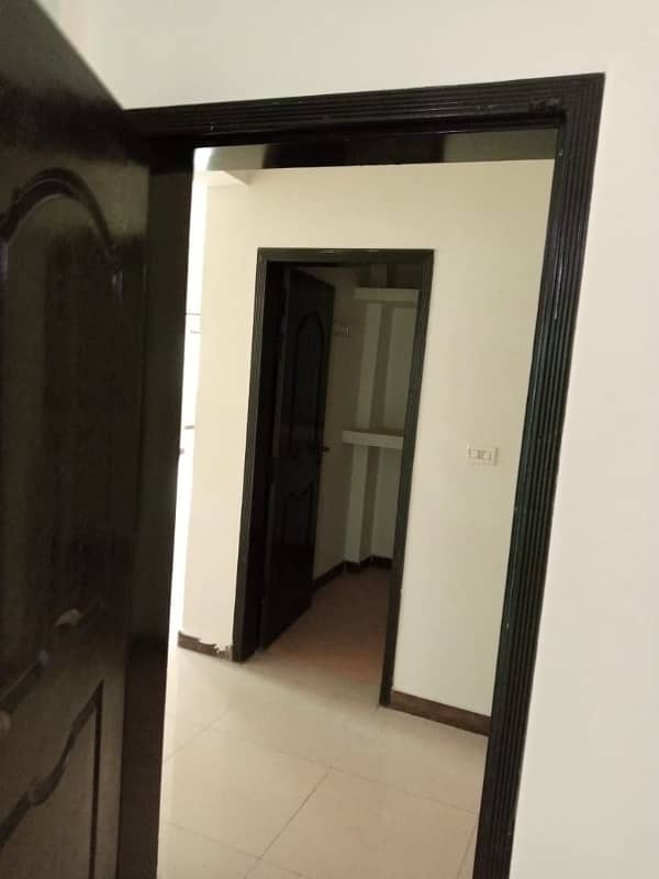 Flat For Sale In Askari 11- B, Lahore 29