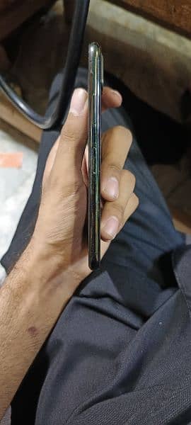 iphone X all ok koi masla ni ha 2 day backup  64 GB ha  non pta ha 5