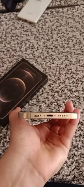 Iphone 12 pro max 127gb non pta factory unlock 5