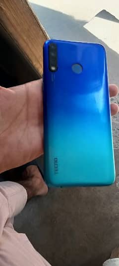 Tecno Spark 4