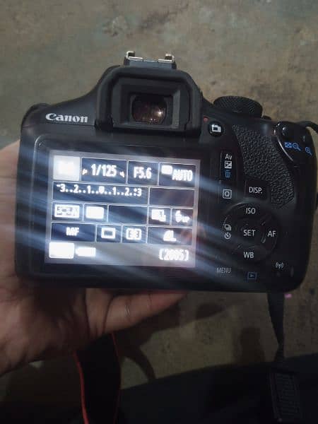 DSLR Camera Canon 1300D 4