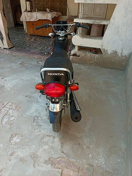 Honda CG125 4