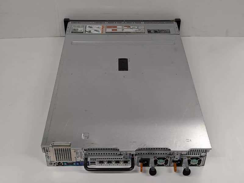 HP ProLiant DL380 Gen9 & Dell PowerEdge R730 6