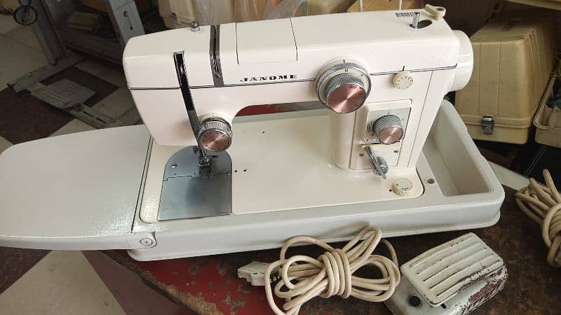 sewing machine 0