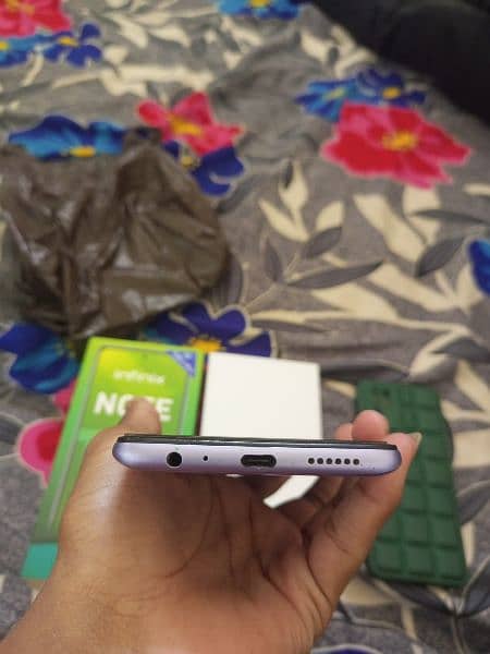 Infinix Note 10 6/128 With Box 4