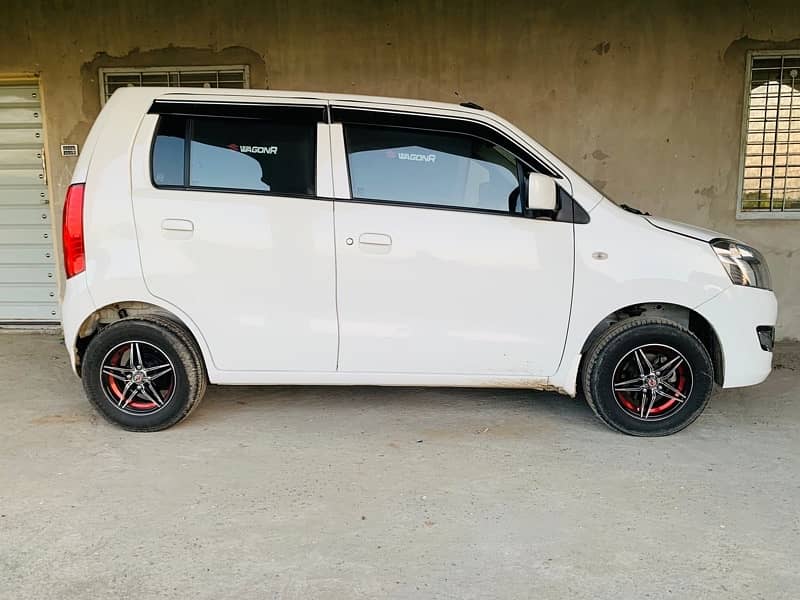 Suzuki Wagon R 2023 4