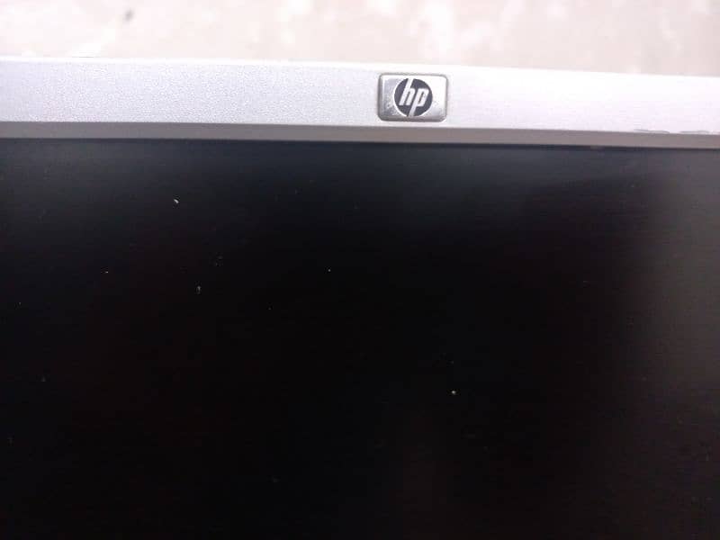 HP computer LCD moniter 19 inch for se 2