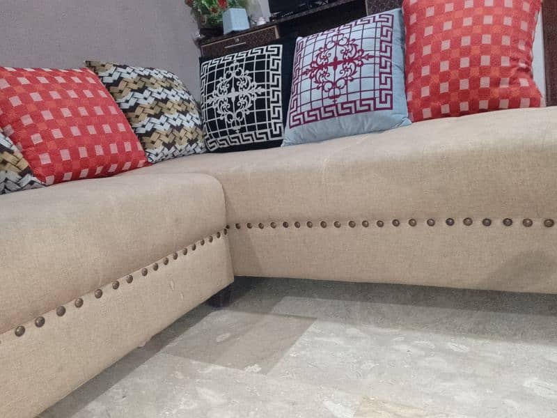 L Shaped sofa with center table 7