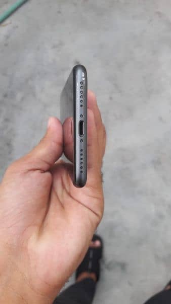 Iphone 8 PTA proved 6