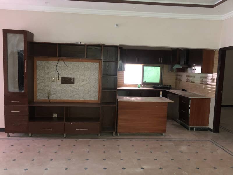 Ghouri town ph4A 3bed House For Rent water electrity Available 4