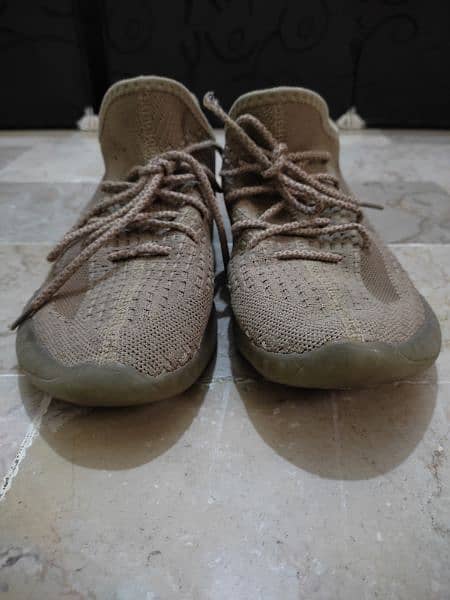 Yeezy | Shoes | Footware 4