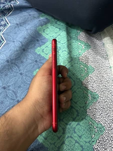 IPHONE XR NON PTA 64GB RED EDITION 3