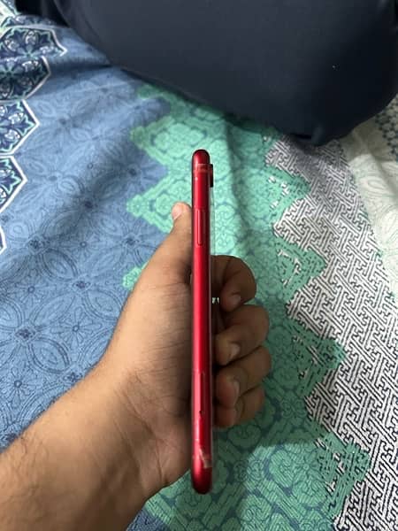 IPHONE XR NON PTA 64GB RED EDITION 5