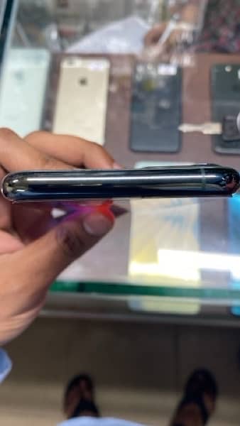 iphone 11 pro Pta 4