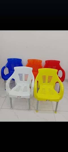 6 pieces of chairs with 1 table 5 different colors with high quality