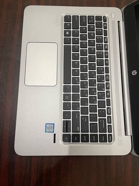 HP Elitebook Folio 1040 i5 6th Generation 3