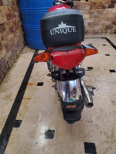 unique 2011 model Quetta number enjin acha hn 1500 tak karcha magta hn 1