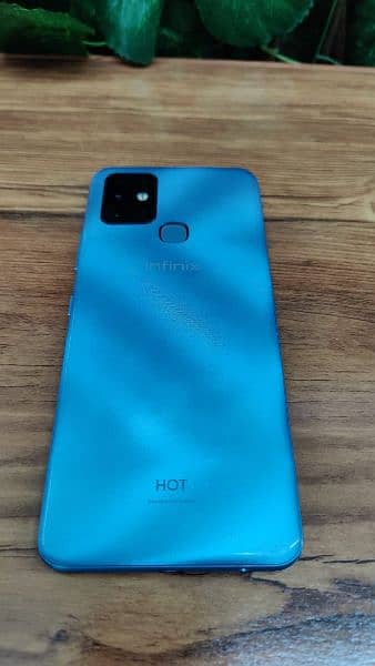 infinix hot 10 4