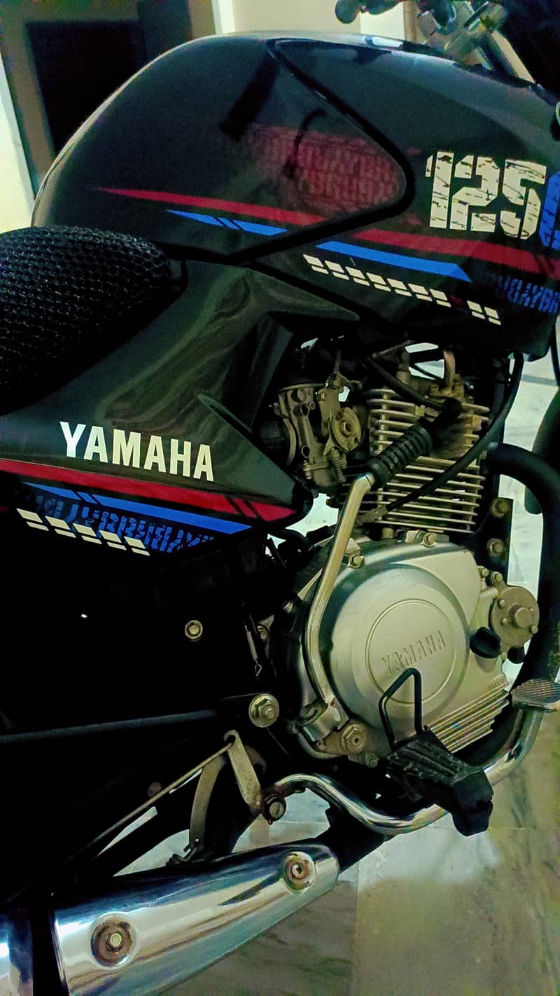 Yamaha YBRG 125 9