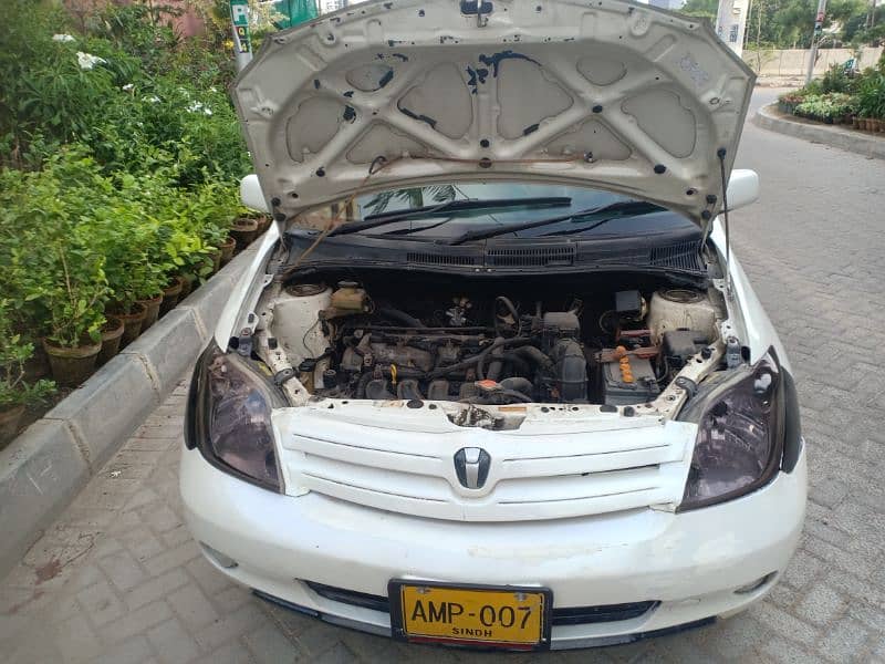 Toyota IST 2007 2