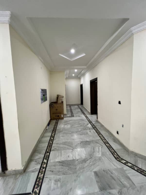 1 kanal UPPER PORTION AVAILABLE FOR RENT IN GULBERG GREEN ISLAMABAD 9