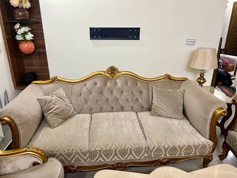 (FREE Wall Mirror + FREE Wall Scenery) w. 7- Seater Royal Sofa On SALE 7