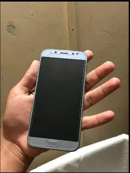 Samsung Galaxy J7 Pro 1