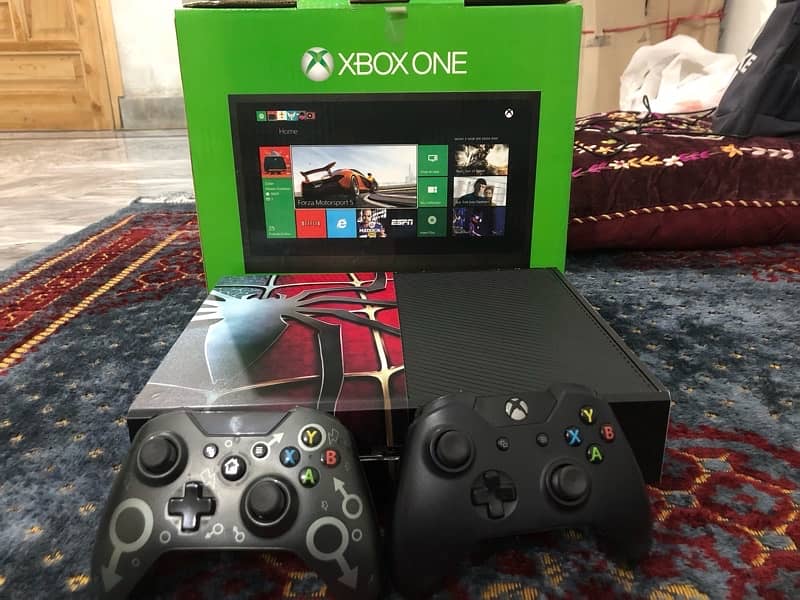 Xbox One 500 Gb with Box 4