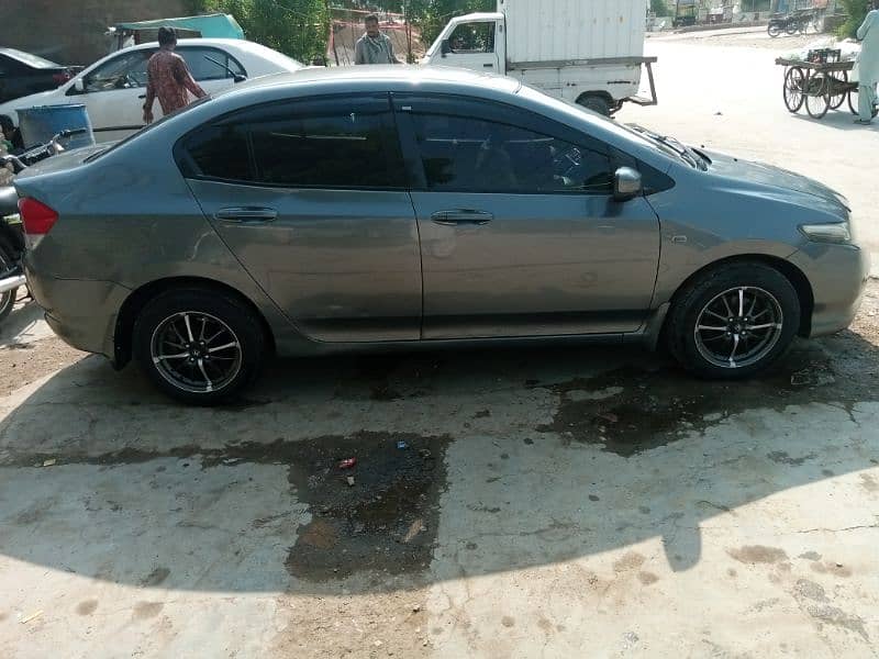 Honda City IVTEC 2010 4