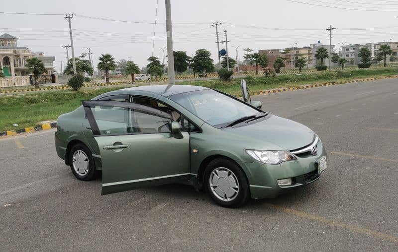 Honda Civic Vti 2008 OriginaL ConditionBetrtn Corolla,City,Cultus,Alto 1