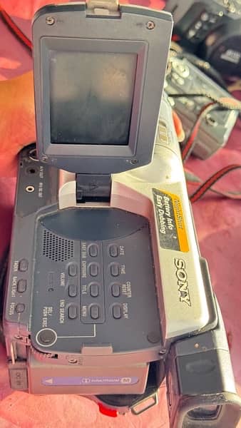 Sony hi8 handycam vision well condition 1