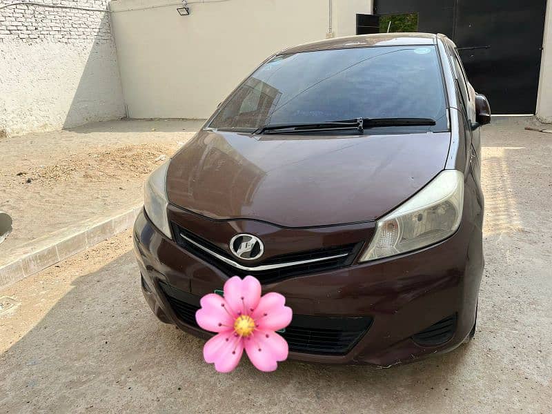 Toyota Vitz 2014 6