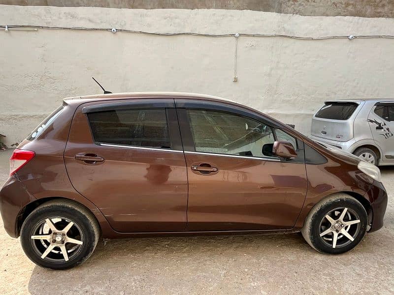 Toyota Vitz 2014 10