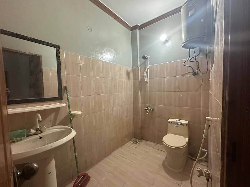 For Rent: Furnished 1-Bedroom Apartment in Lahore 11