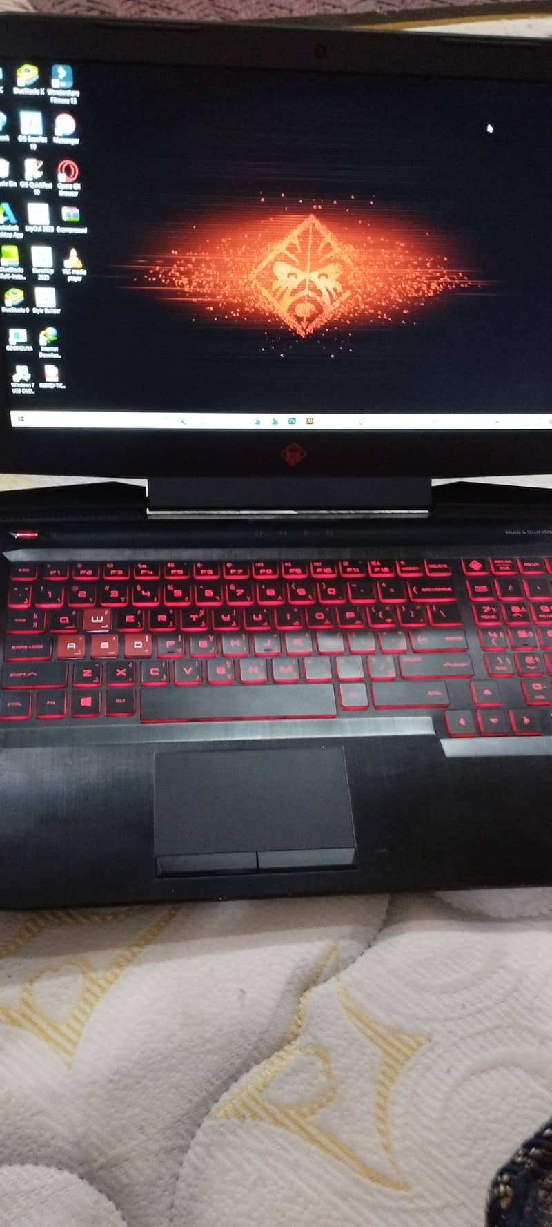 omen by hp gaming laptop 9