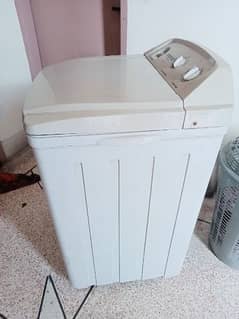 Toyo Washing Machine (TW-675)