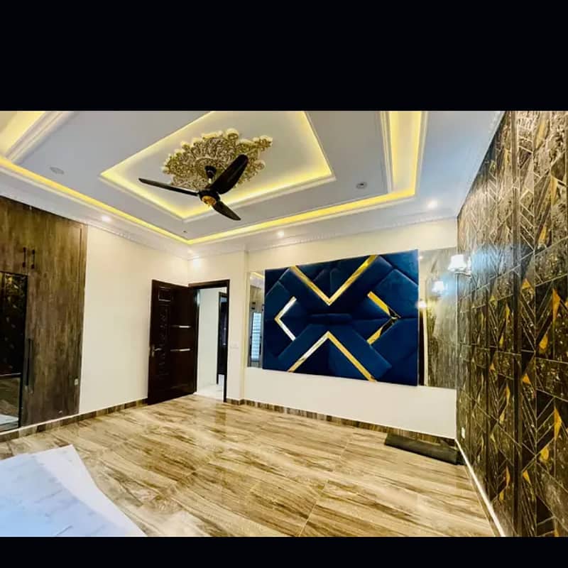 10 marla house for sale in paragon city lahore 4