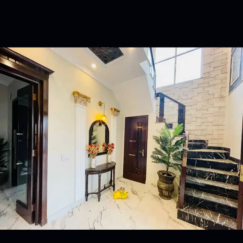 10 marla house for sale in paragon city lahore 12