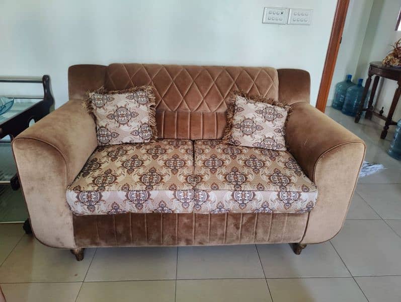 7 Seater Sofa Set Just as New Condition 4