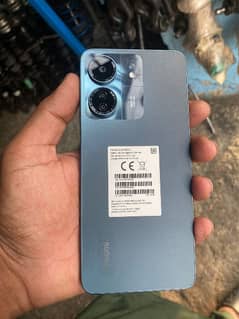 Redme 8/128 . . . Rs 28500