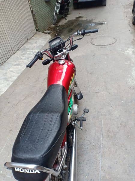 Honda CD 70 4