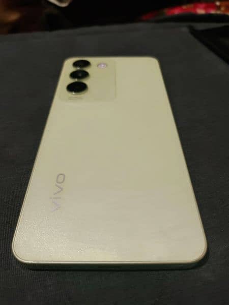 vivo y 100 4