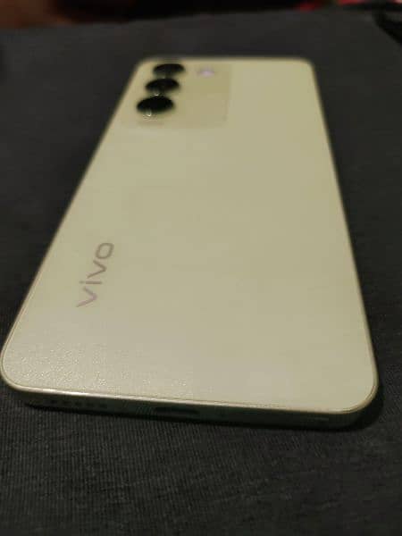 vivo y 100 6