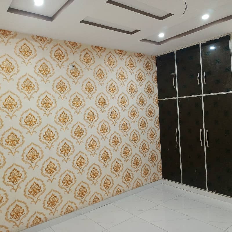 House Of 10 Marla For sale In Allama Iqbal Town - Hunza Block 16