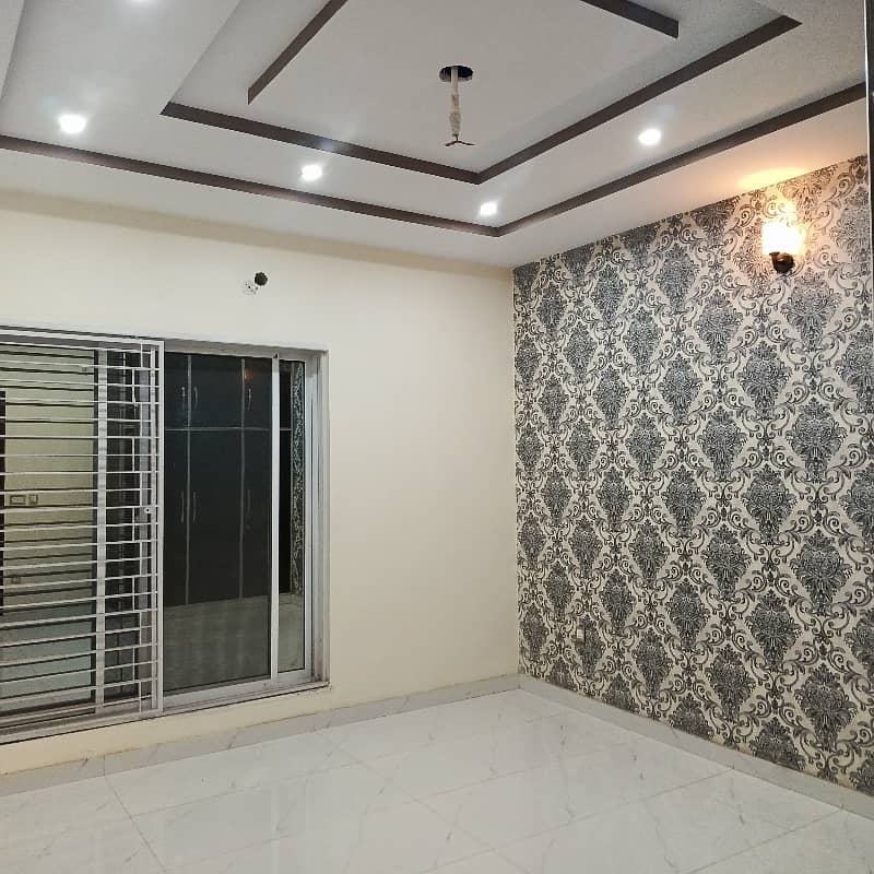 House Of 10 Marla For sale In Allama Iqbal Town - Hunza Block 21