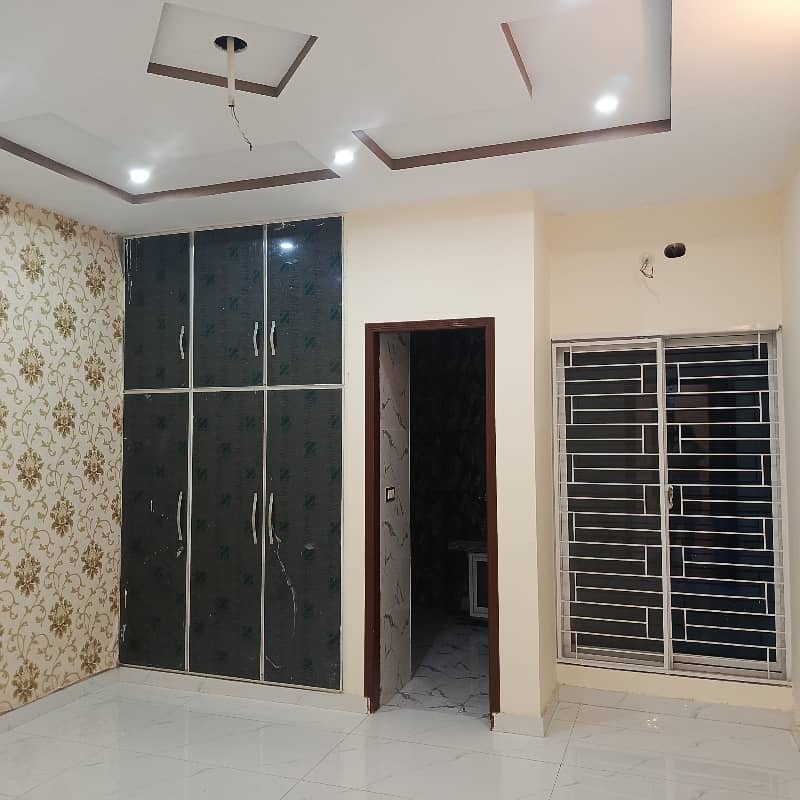 House Of 10 Marla For sale In Allama Iqbal Town - Hunza Block 0