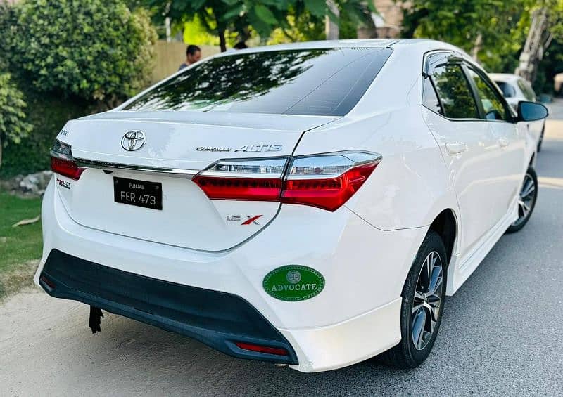 Toyota Corolla Altis 2021 5