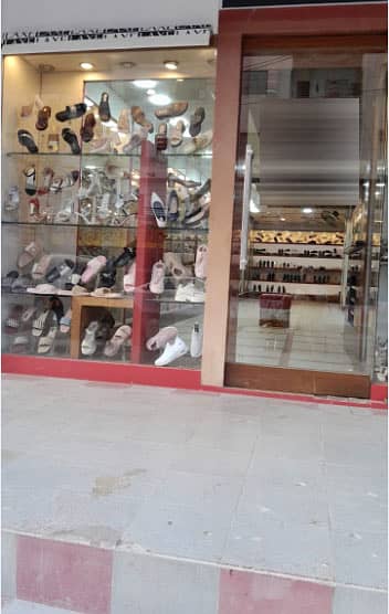 shop available in best location best shop for investment & handsome earning beautiful commercial location very wide 5