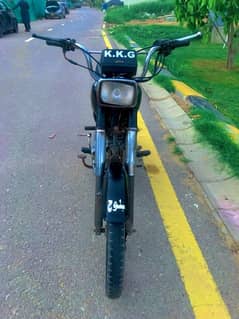 Honda CD70 model 1980 price 27000